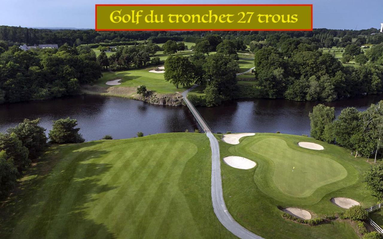 Magnifique Appartement Pres De La Mer Et Du Mt St Michel En Bretagne 滨海勒维维耶 外观 照片